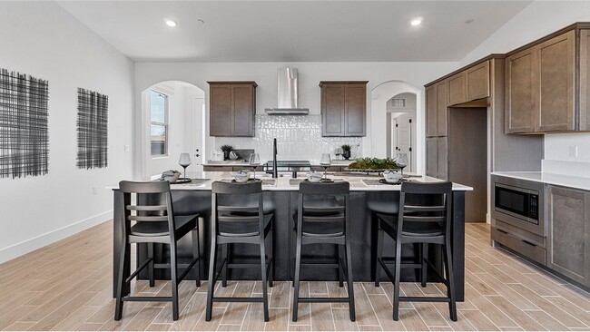 7406 Peach Grove Ln, Bakersfield, CA 93313 - photo 2