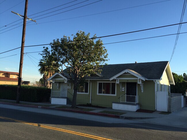 909 W 1st St unit 913, San Pedro, CA 90731 - photo 3