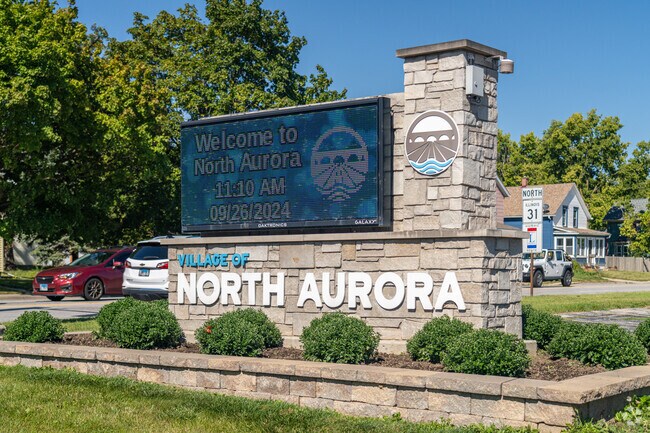 The Pigeon Hill neighborhood lies just east of the Fox River & the Village of North Aurora, IL.