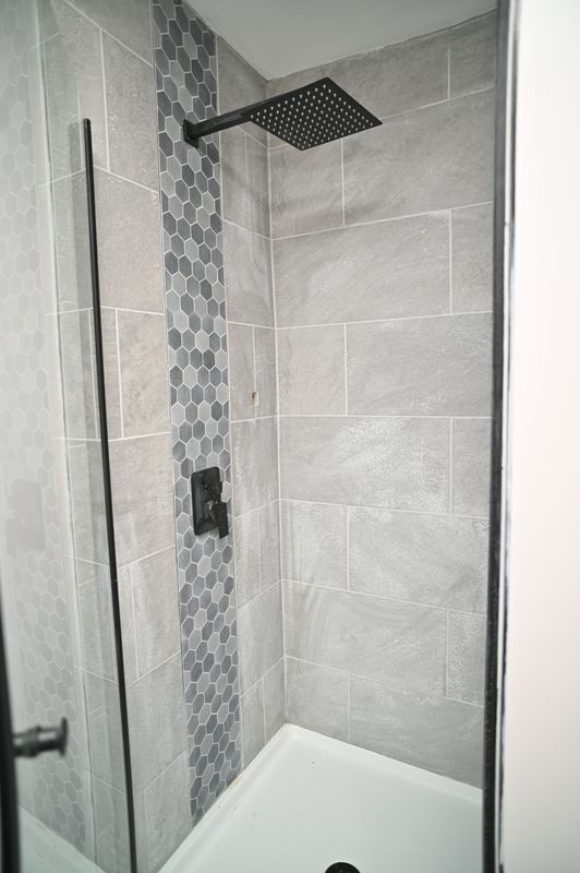 2544 Druid Hill Ave, Baltimore, MD 21217 - photo 4