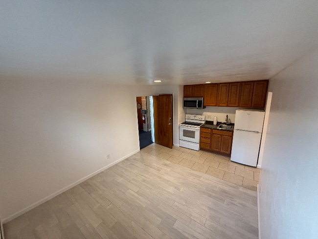 3313 Camvic Terrace unit 3, Cheviot, OH 45211 - photo 6