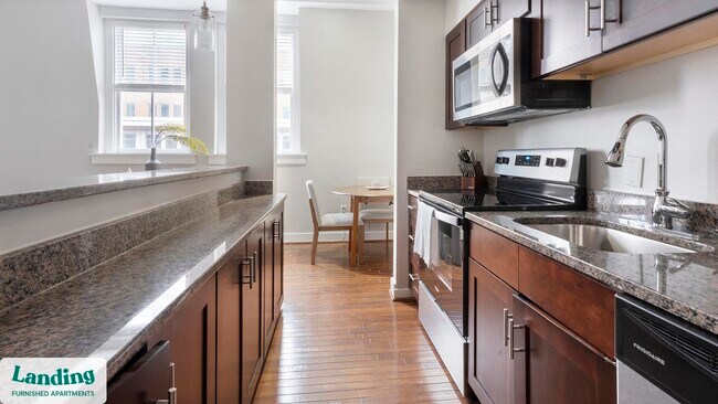 617 W Lexington St unit C5.1412436, Baltimore, MD 21201 - photo 6