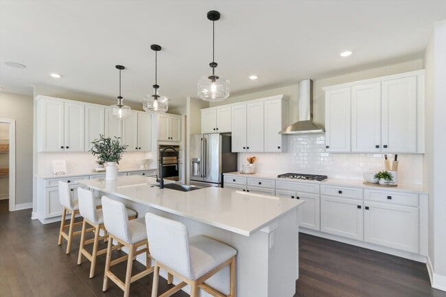 100 39th St unit 38566330, Downers Grove, IL 60515 - photo 5