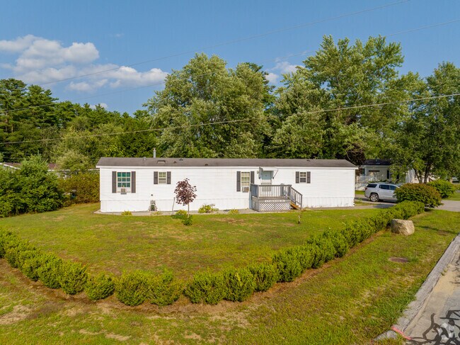 Discover the charm of manufactured homes in Allenstown, blending comfort and affordability.