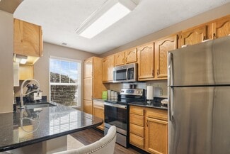 4201 Locust St, Terre Haute, IN 47803