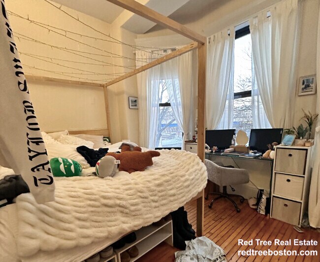 583 Beacon St unit 6, Boston, MA 02215 - photo 3