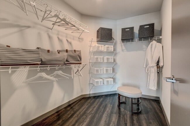 Voda, Kirkland, WA 98033 - photo 7