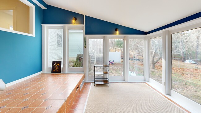 64 Sally Ln, Ridge, NY 11961 - photo 3