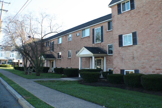 104 S Franklin St unit 108B4, Boyertown, PA 19512 - photo 2