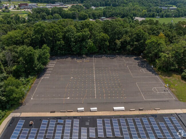Durban Avenue Elementary School has some recreational courts on its campus.