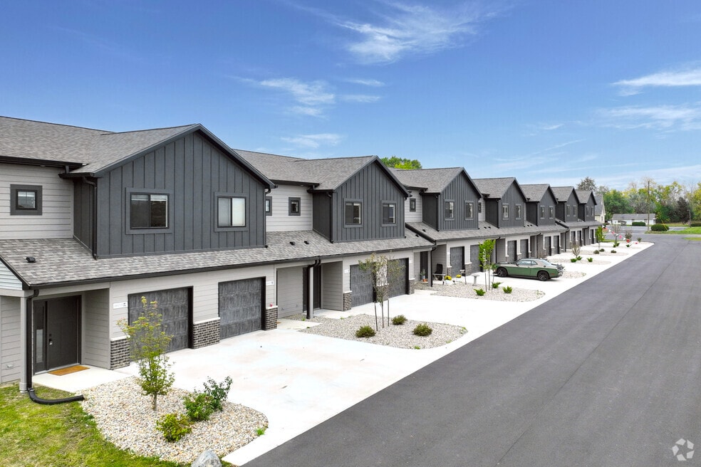 The Meadows at Keefer Creek 11033 Lima Rd, Fort Wayne, IN