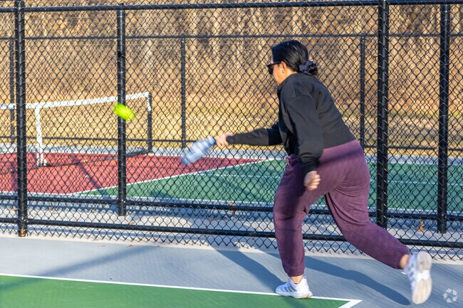 Local tennis players unite at nearby Kirkwood Park.