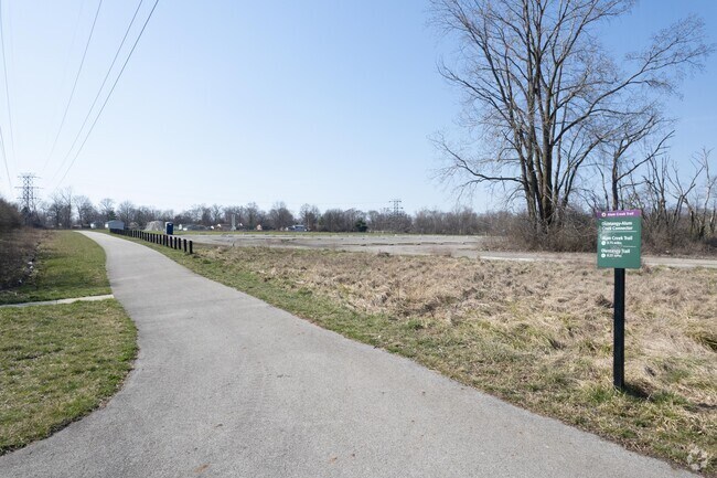 There is an Alum Creek trail connector running part of the perimeter. It has neighborhood access, bike riders, dog walkers, etc.