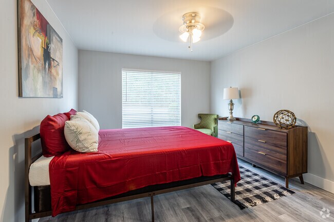 Timbers at Lakewood, North Little Rock, AR 72116 - photo 6