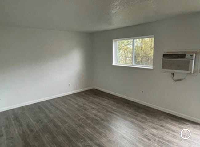 144 Delaware Ave unit C, Nampa, ID 83651 - photo 2
