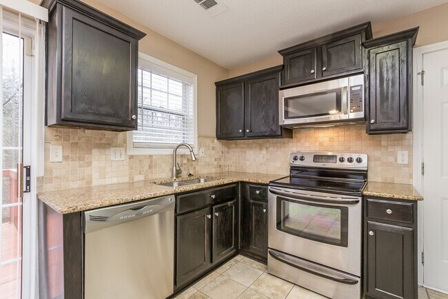 775 Riverside Walk Crossing NE, Sugar Hill, GA 30518 - photo 5