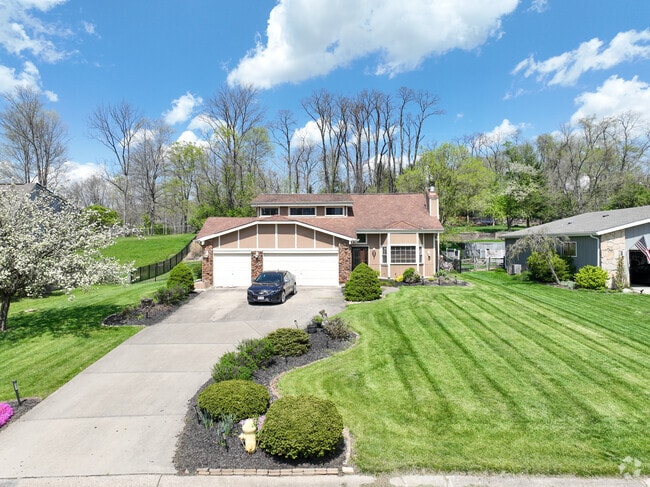 Houses with 3 car garages are very popular in this specific community.