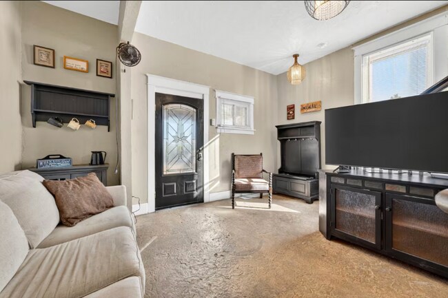 1821 6th Ave unit . A, Greeley, CO 80631 - photo 4