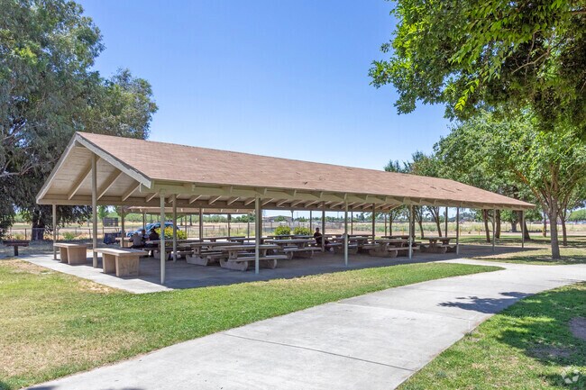 Have a quiet picnic at Madera Sunrise Rotary Sports Complex.