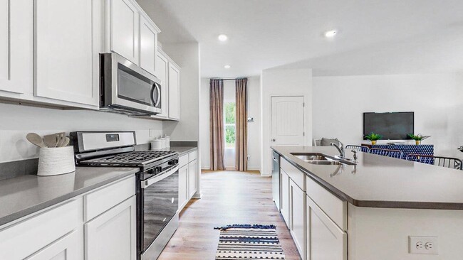 101 Peavine Way unit 38642921, Alabaster, AL 35007 - photo 7