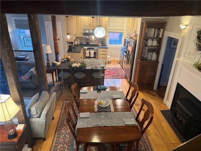 31 Bradford St, Bristol, RI 02809 - photo 7