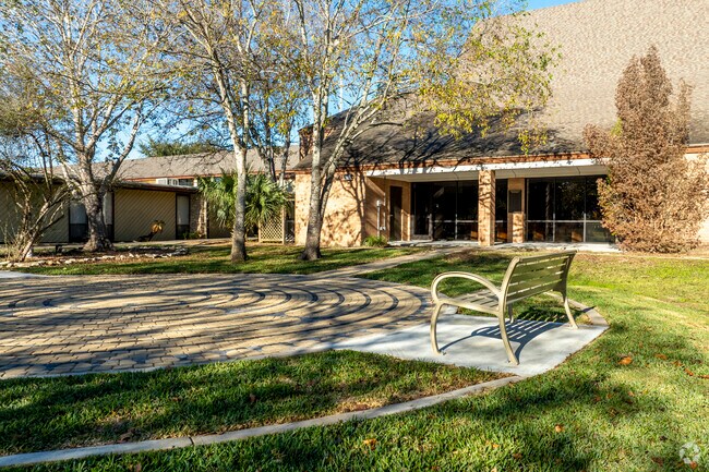 Academic rigor meets Christian faith at St. Thomas School, cultivating excellence.