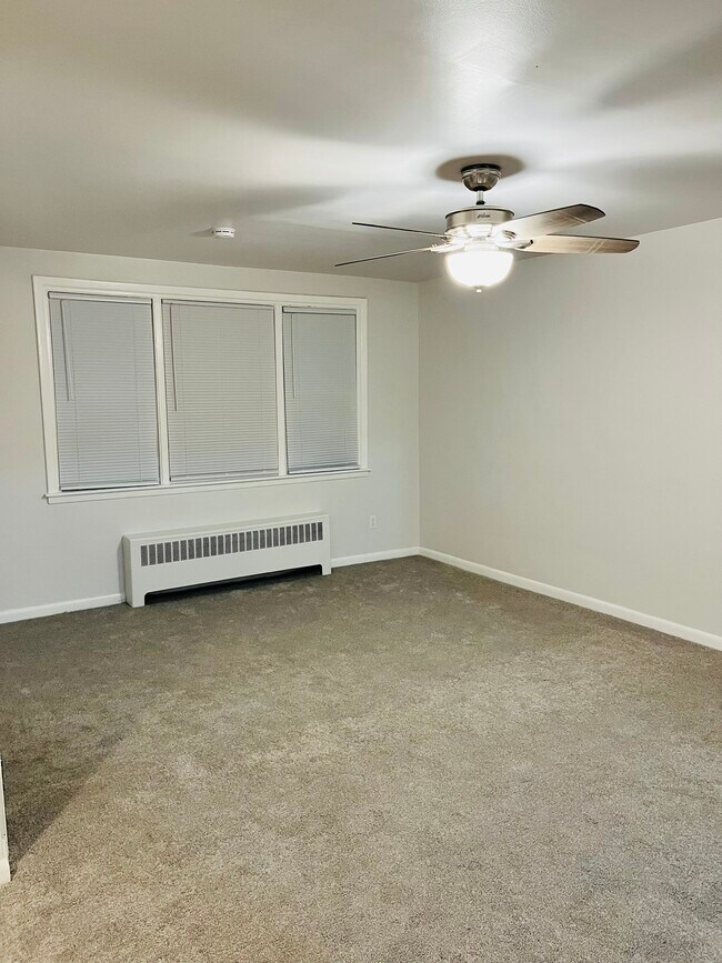 8027 Rodney St unit 8027 Rodney street, Philadelphia, PA 19150 - photo 7