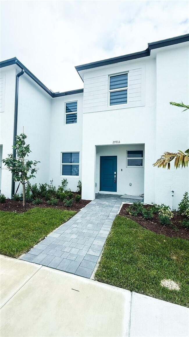25350 SW 137th Ave, Homestead, FL 33032