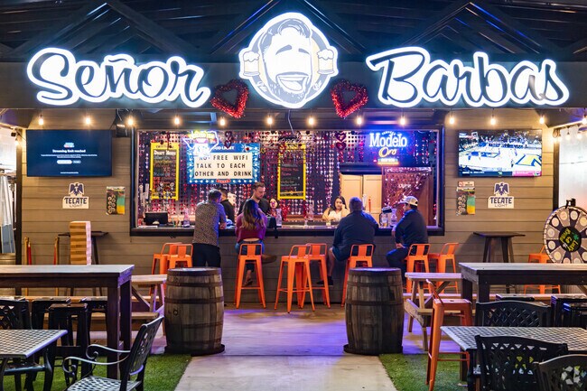 Senor Barbas is a popular outdoor bar located in central Weslaco.