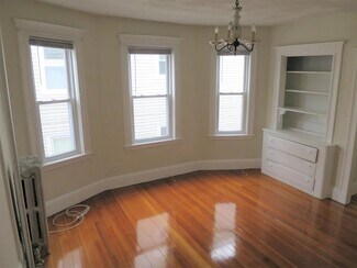 96 Conwell Ave Unit 2, Somerville, MA 02144