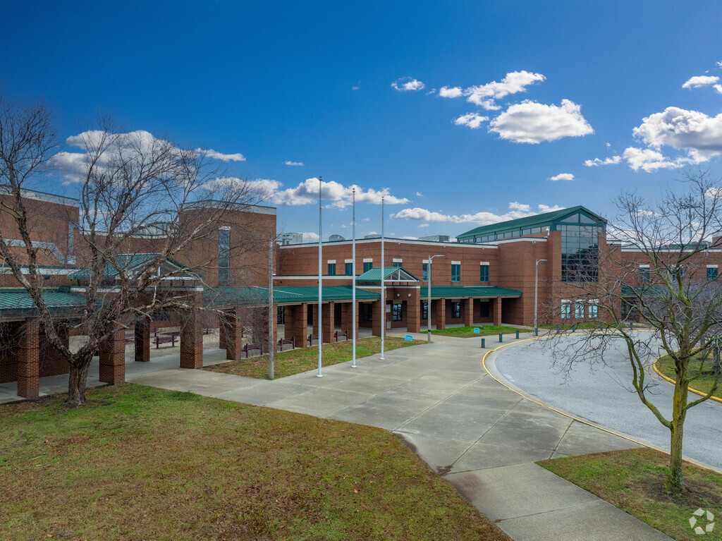 Huntington Middle School