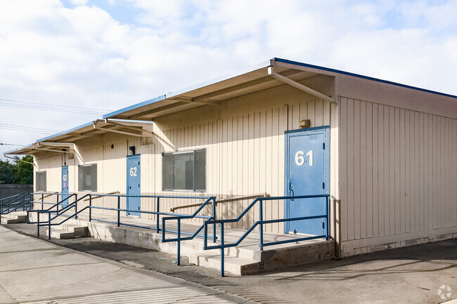 George Washington Elementary is part of the NorcoCorona Unified School District.