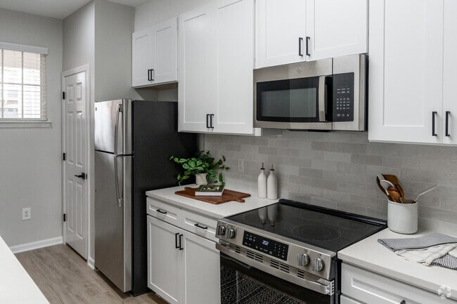 The Reserve at Meadowmont Apartments and Townhomes, Chapel Hill, NC 27517 - photo 2