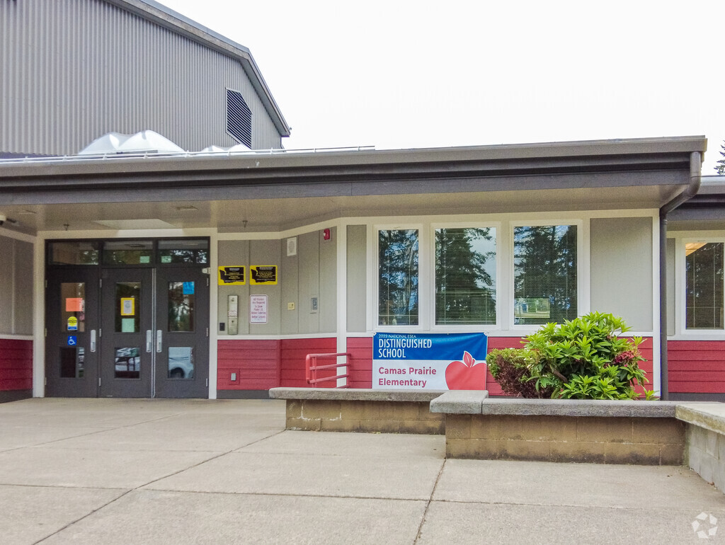 Camas Prairie Elementary School serves student grades K-5.