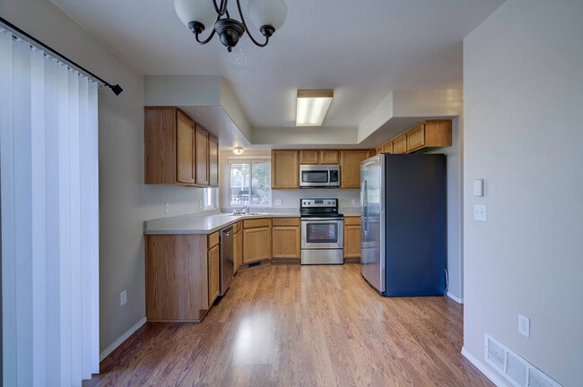 5812 Brennan Ave, Colorado Springs, CO 80923 - photo 5