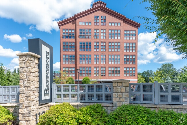 Over half of Waterside is renters with several apartment complexes along Southfield Avenue.