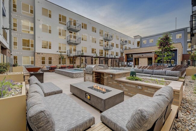 Alta Stone at The Gateway, Salt Lake City, UT 84101 - photo 6