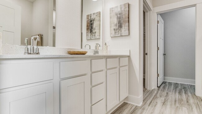 8035 Fox Hunt Dr, Milton, FL 32583 - photo 6