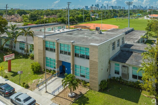 Edison Park K-8 Center has a great diversity of students enrolling.