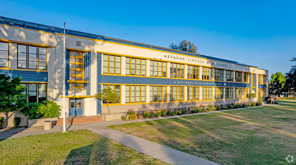 Abraham Lincoln High, San Jose CA Rankings & Reviews - Homes.com