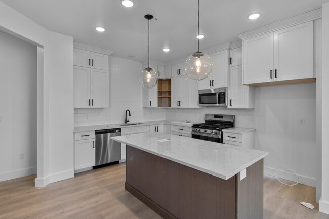 1585 W Silver Canoe Way, Logan, UT 84321 - photo 6