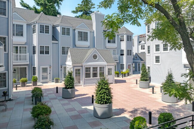 Cambridge Court provides quiet seclusion with walkability to Downtown Stamford.