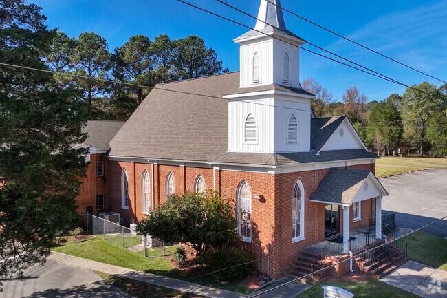 You have many options to choose from for Churches within the city of Morrisville.