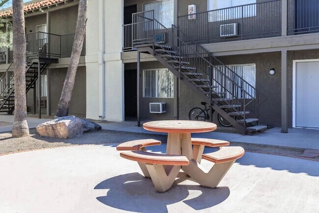 Westside Commons, Tucson, AZ 85745 - photo 5