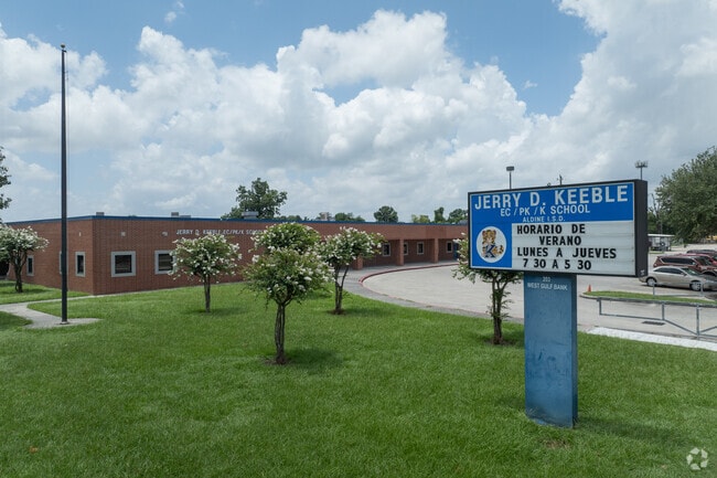 Jerry Keeble EC/Pre-K focuses on developing foundational academic skills.