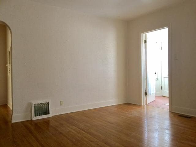 534 5th St, Havre, MT 59501 - photo 3