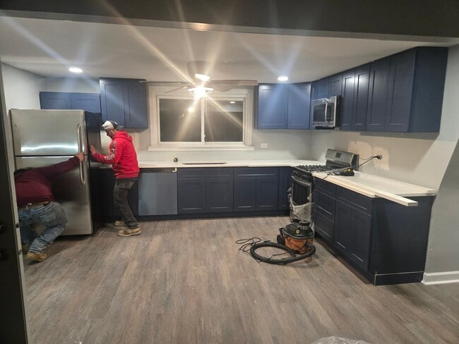 4629 S Kedvale Ave unit 2, Chicago, IL 60632 - photo 2