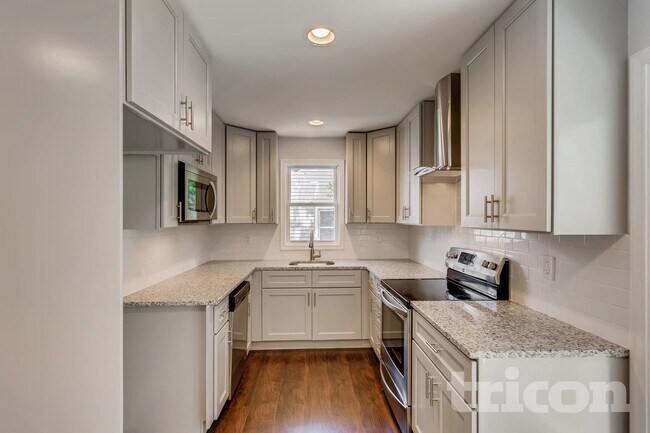 3523 Sussex Rd, Gwynn Oak, MD 21207 - photo 7