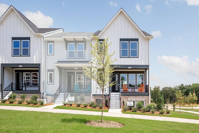 425 Prine Place unit 36450771, Charlotte, NC 28213 - photo 5