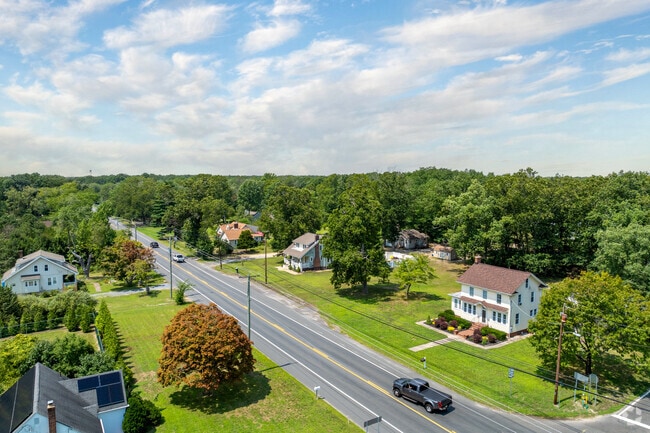 Homeowners in Hamilton Township Atlantic live along Route 40, a main thoroughfare.